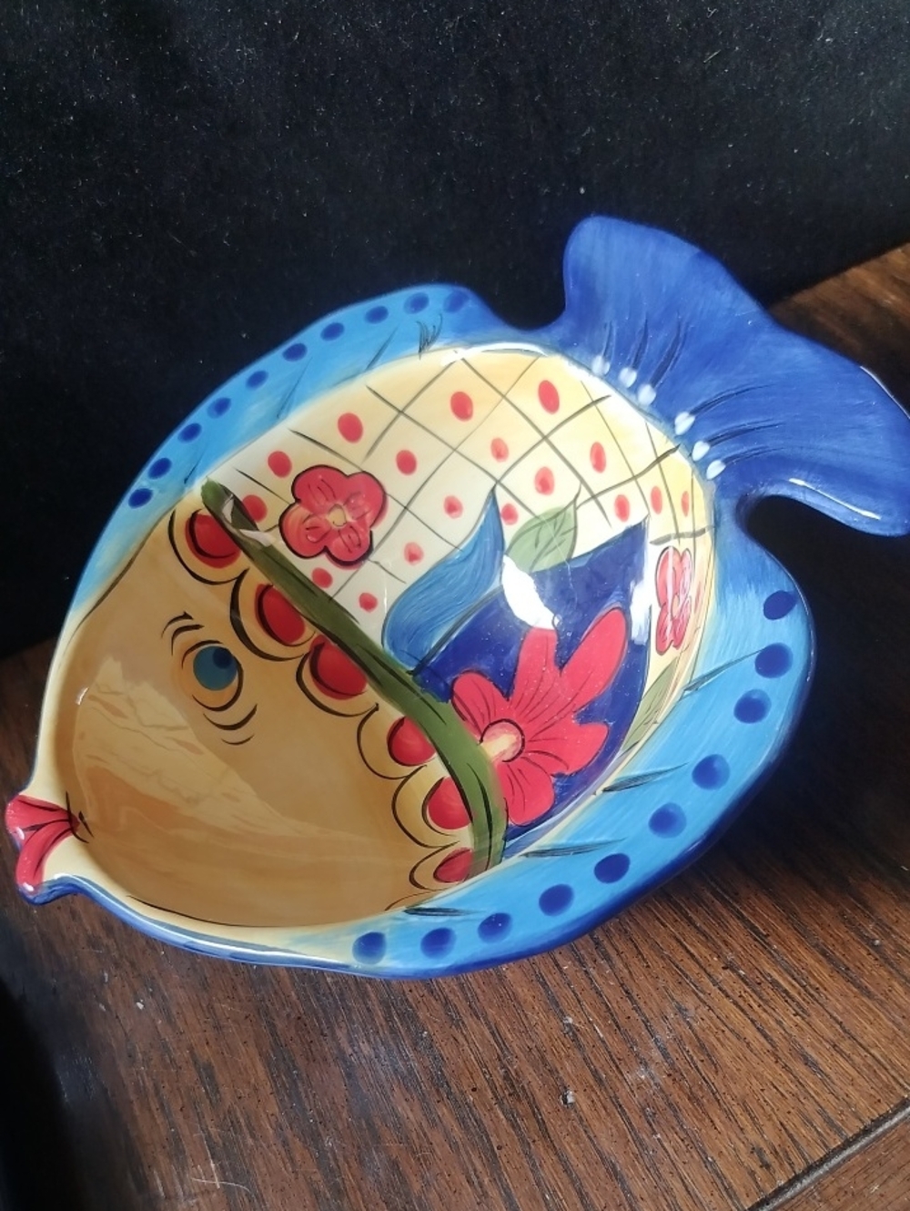 Espana Toluca Hand-Painted Blue and Cream Floral Fish Dish